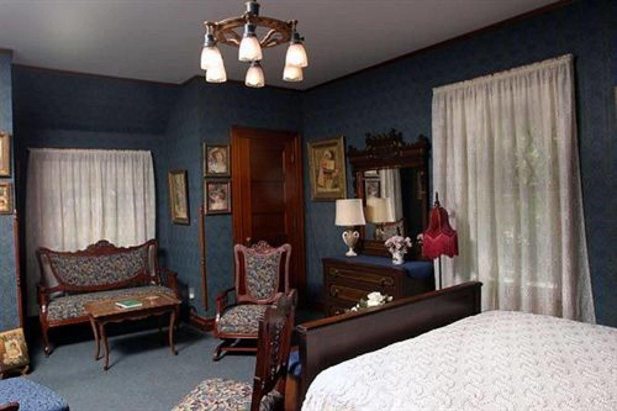 Oakenwald Terrace Hotel Chatfield Quarto foto